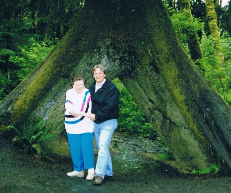 Mom - Oregon - 1998